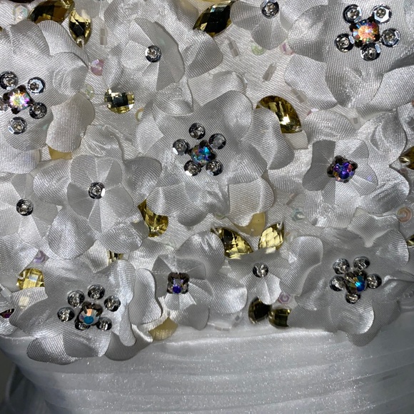 Formal Cocktail Prom Sweet Sixteen Rhinestone Dress White Size 6 - Picture 2 of 9